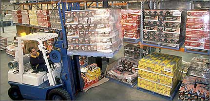 Commercial Warehousing and Fulfilment photograph.
